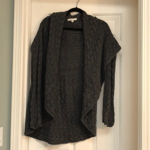 Cabi charcoal gray circle sweater